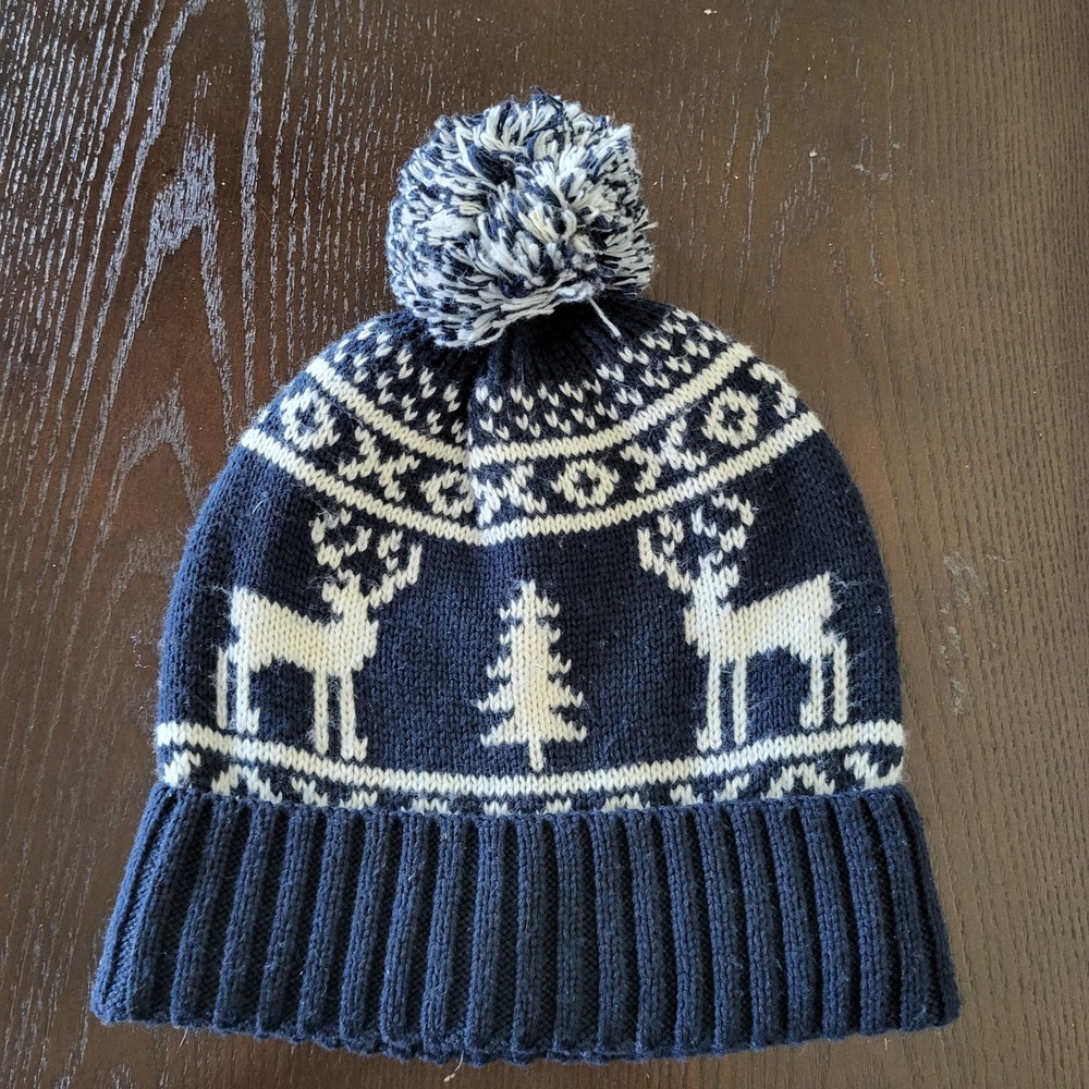 Old Navy Kids Fair Isle Pom-Pom Beanie Unisex Large Cozy Knit Hat Navy